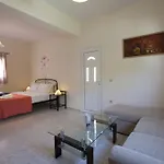 Villa Nefeli *