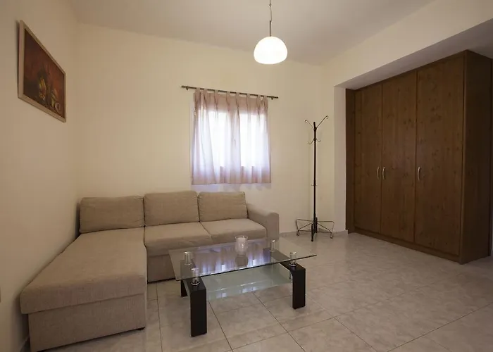 فيلة Nefeli كوتاري