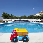 Villa Nefeli